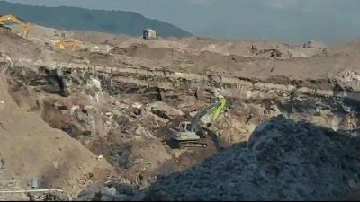 Belasan Excavator Keruk Emas Ilegal di Sungai Raya Kepulauan Bengkayang, Siapa Cukong di Baliknya