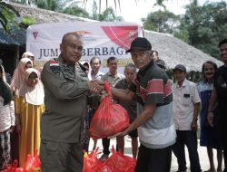 Satbrimob Polda Kalbar Konsisten Gelar Jum’at Berbagi, Pererat Kedekatan dengan Masyarakat