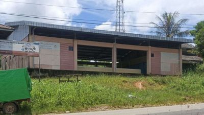 Sewa Kios Diduga Tak Masuk PADes, Kades Riam Bunut Disorot