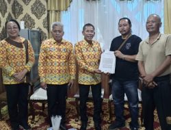 Pasang Tajau, PT UAI Didesak Selesaikan Konflik Agraria di Danau Buntar