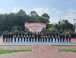 Kapolres Melawi Berikan Penghargaan Kepada Lima Belas Personel