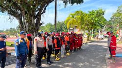 Polres Melawi Bersama BPBD, Manggala Agni, dan Masyarakat Terus Berupaya Padamkan Karhutla di Desa Nusa Kenyikap
