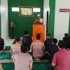 Wakapolres Landak Jadi Khatib Shalat Jumat di Masjid Nur Aman, Ajak Jaga Kamtibmas dan Perkuat Keimanan